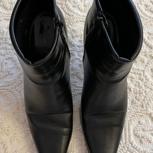 Ankle Boots. Bass. Black, Size 9 1/2.